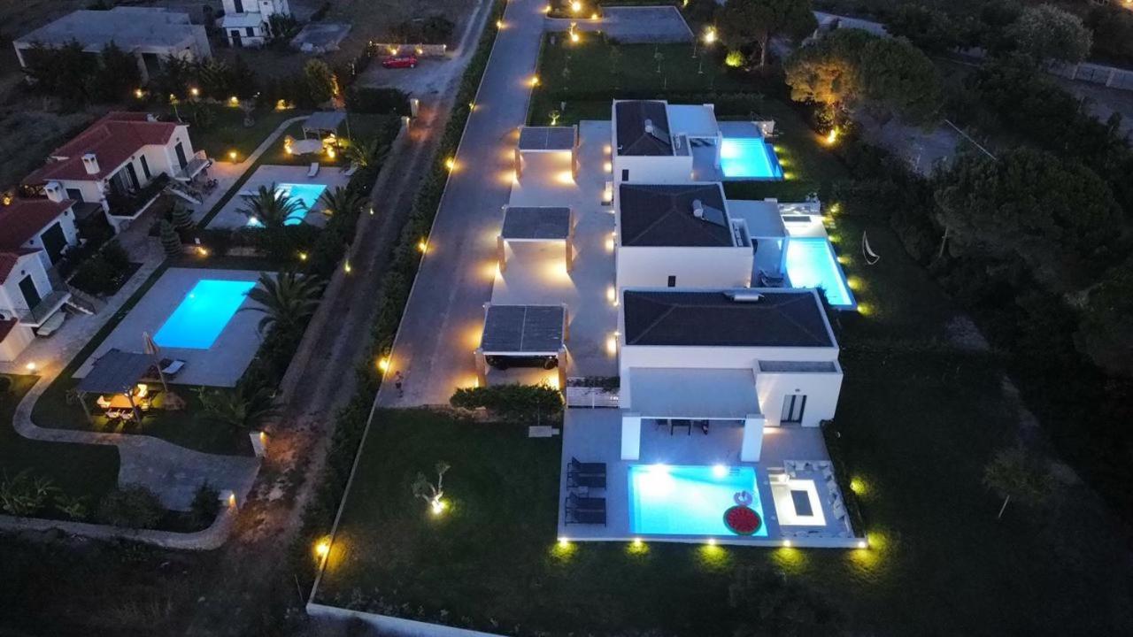 Les Residences สโวโรนาตา ภายนอก รูปภาพ